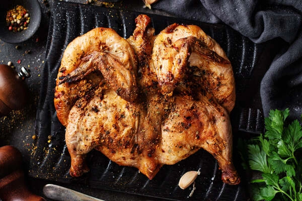 marinade ki jih pripravimo pravilno in uporabimo v zmernih kolicinah lahko omehcajo meso mu dodajo socnost in izboljsajo okus
